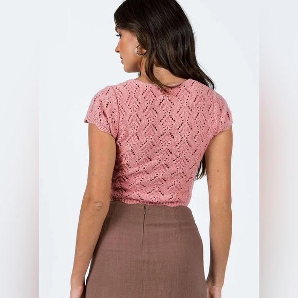 Daraleen Top Pink - Picture 4 of 10